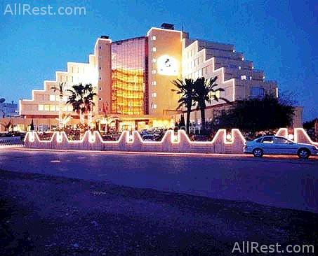 Royal Resort Hotel 3